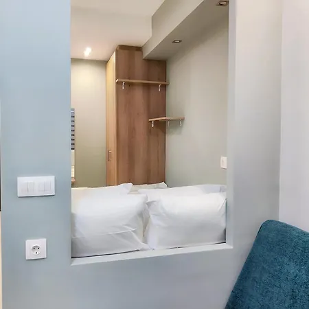 Stylish Fully Equipped Center 아파트